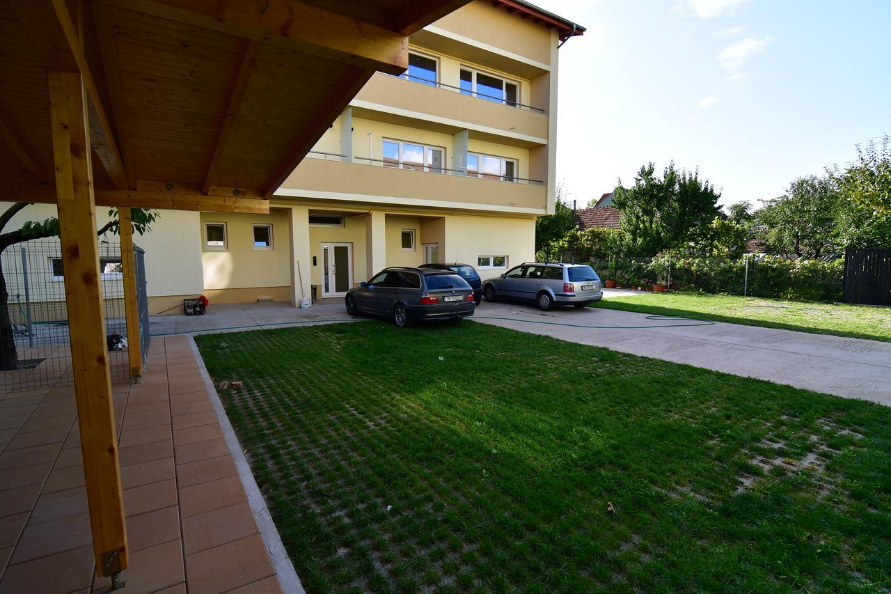City Premium Apartments Temesvár Kültér fotó